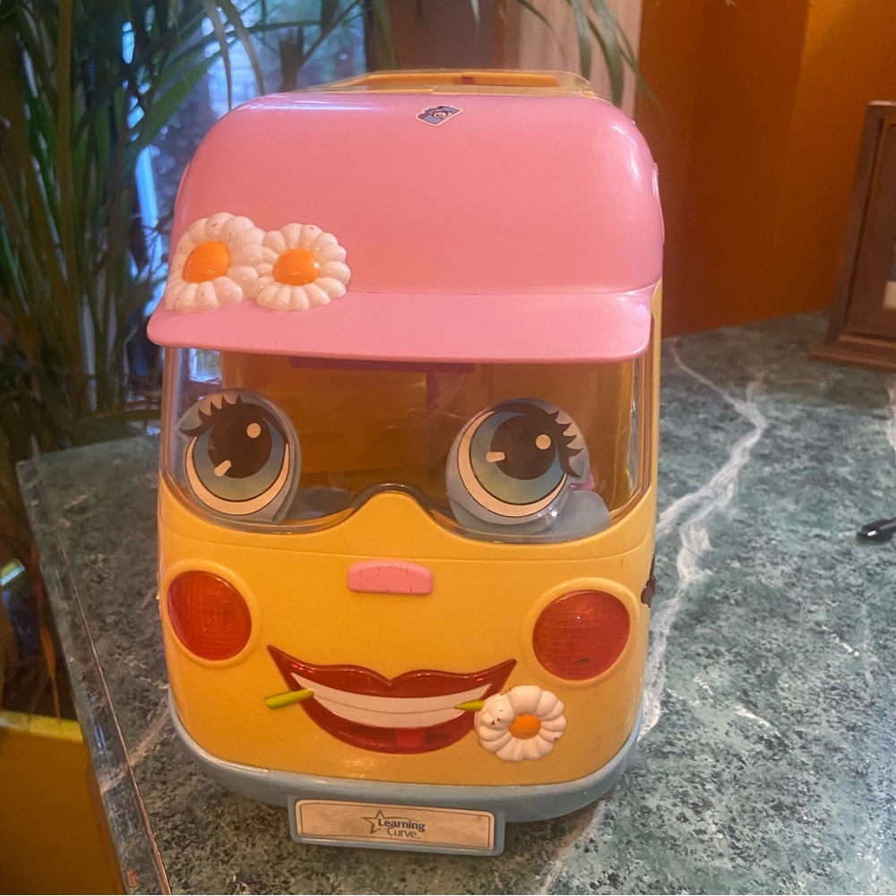 Learning Curve Mrs. Goodbee Camper Van Music And Lights